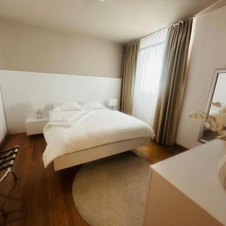 Villa Ana โตรกีร์ ภายนอก รูปภาพ